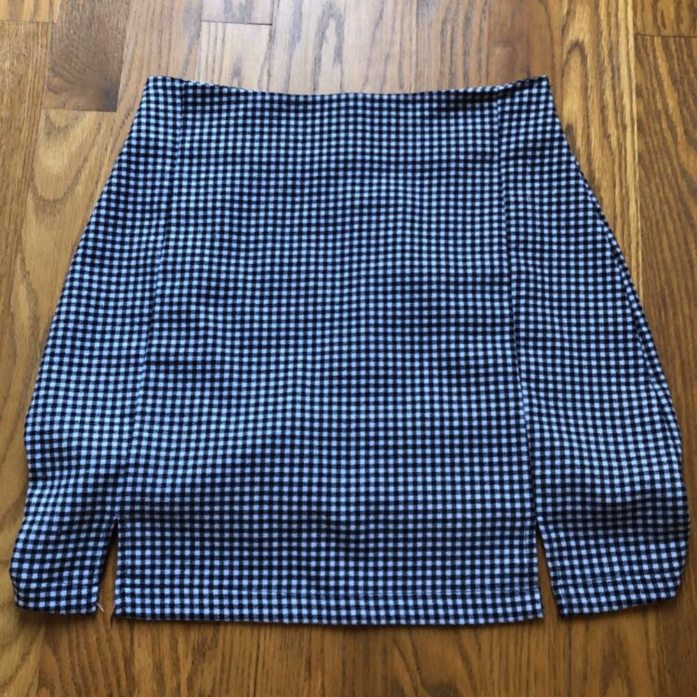 brandy melville skirt